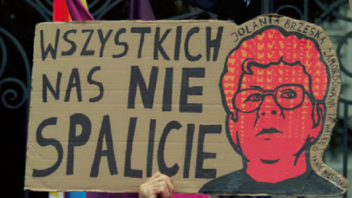 Protest w obronie lokatorów Warszawa Jolanta Brzeska hasło Wszystkich nas nie spalicie reprywatyzacja Koło.